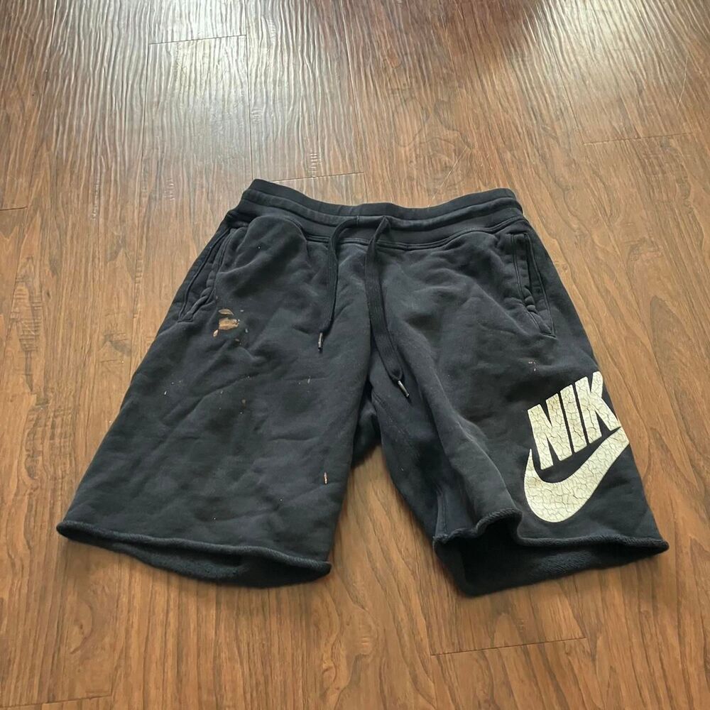 Nike Women's Black and Navy Shorts